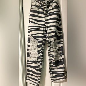 Retrofete distressed denim jean